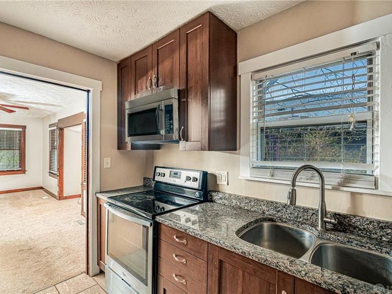 1047 W Dorothy Lane, Kettering, OH 45409 Photo 20