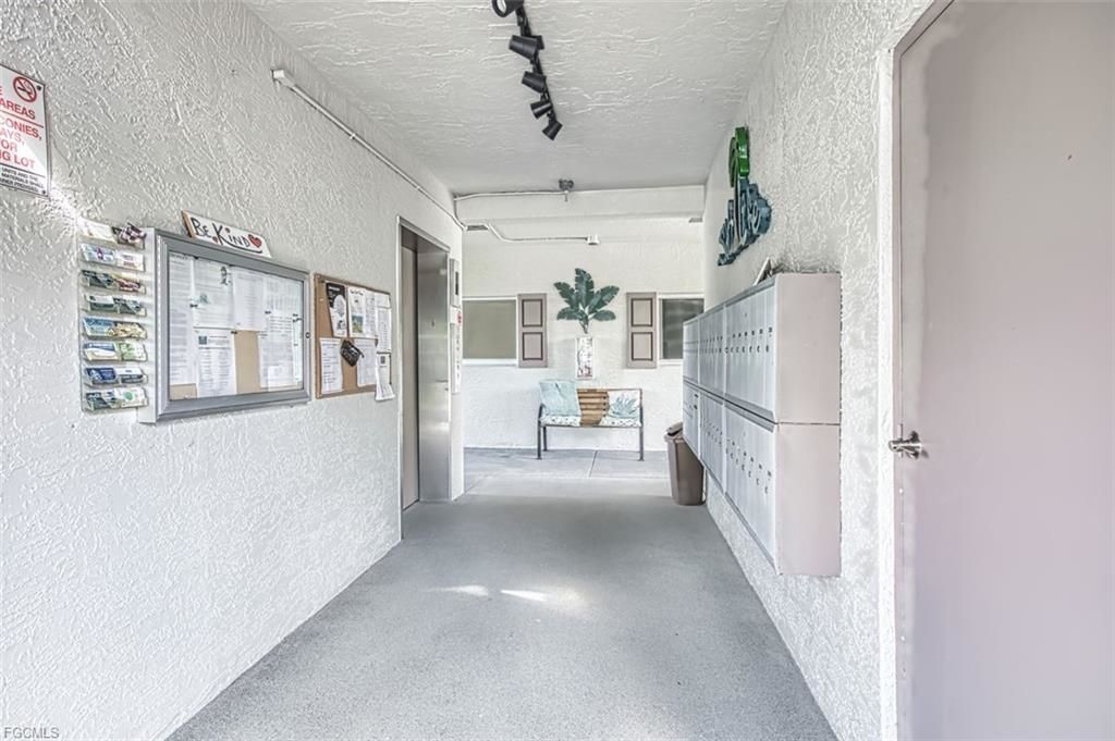 14871 Hole In 1 Cir, Unit 5, Fort Myers, FL 33919 Photo
