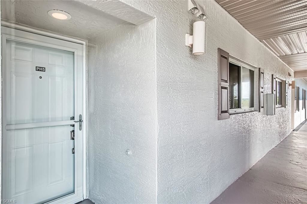 14871 Hole In 1 Cir, Unit 5, Fort Myers, FL 33919 Photo