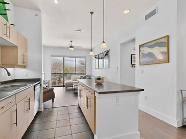 4414 Cedar Springs Road, Unit 318, Dallas, TX 75219