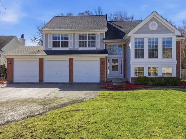 6349 Braxton Court , Gurnee, IL 60031