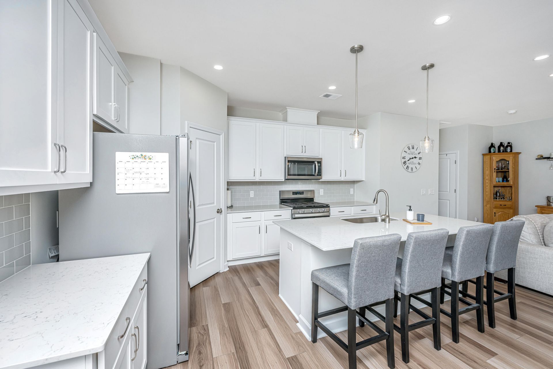 3207 Safe Harbor Way Photo 12