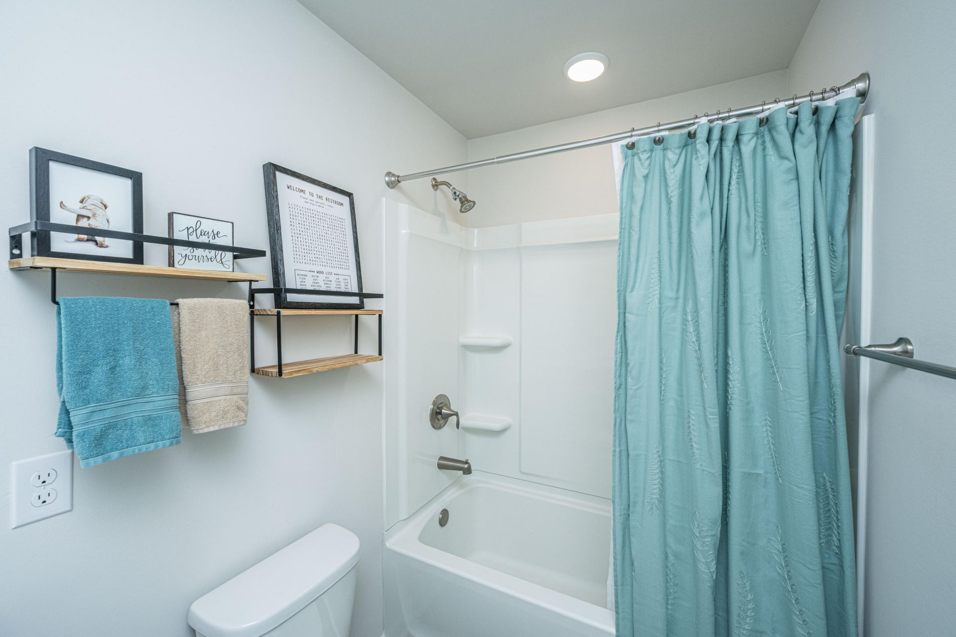 3207 Safe Harbor Way Photo 24