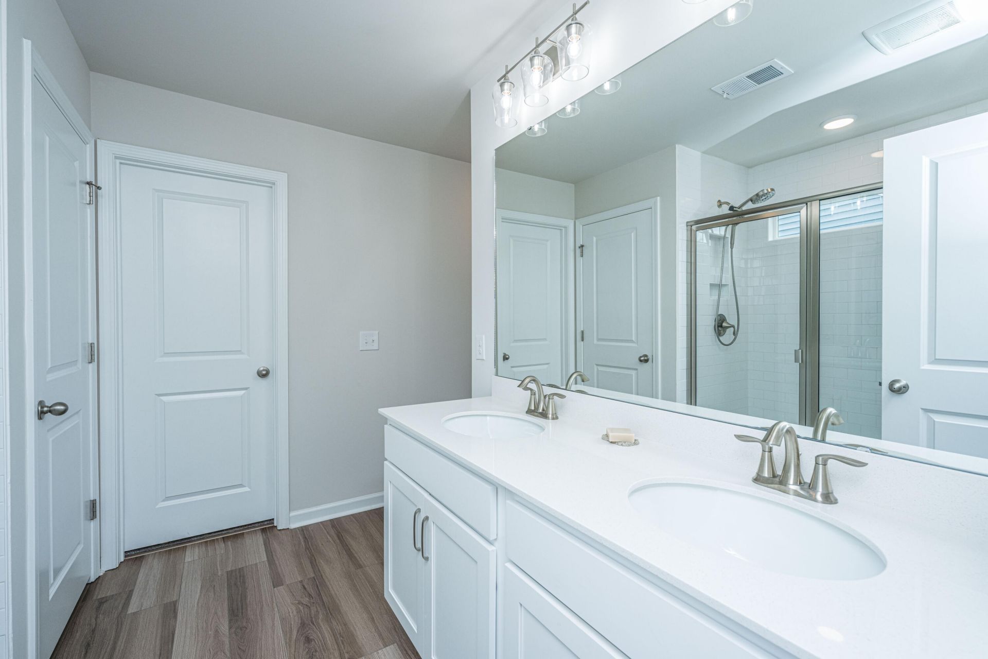 3207 Safe Harbor Way Photo 25