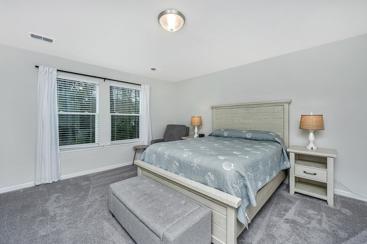 3207 Safe Harbor Way Photo 5