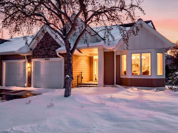 303 Sunflower Court, Vadnais Heights, MN 55127