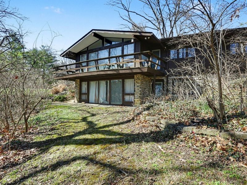 820 Old Woods Road, Columbus, OH 43235 Photo 10