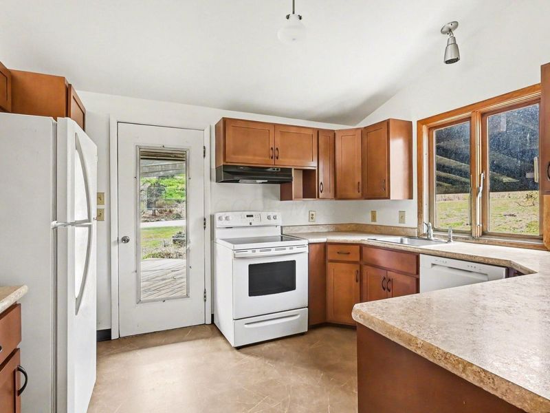 820 Old Woods Road, Columbus, OH 43235 Photo 26