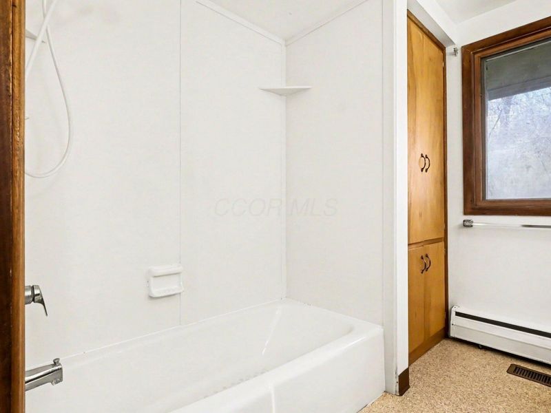 820 Old Woods Road, Columbus, OH 43235 Photo 30