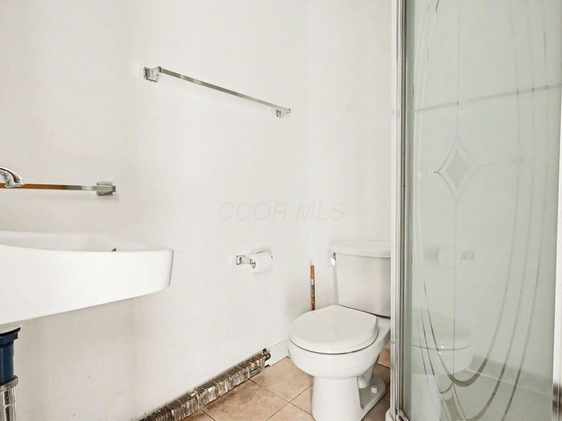 820 Old Woods Road, Columbus, OH 43235 Photo 46