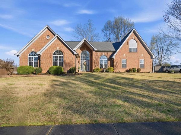 5218 JEFFREY KEITH DR, Bartlett, TN 38002