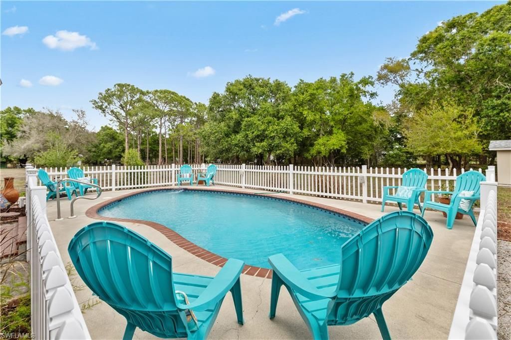 19180 Four Wheel Dr, North Fort Myers, FL 33917 Photo