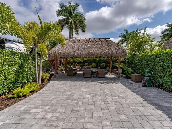 13550 Snapper LN, NAPLES, FL 34114