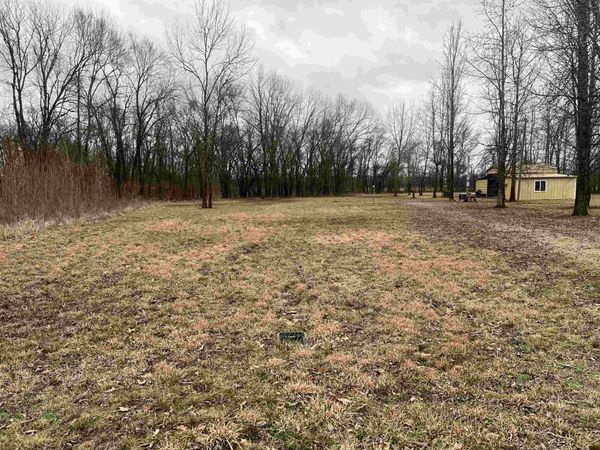 825 TOWBOAT LN , Adamsville, TN 38310