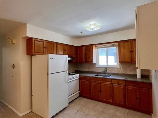 34-16 Brookside Street, Unit 2nd Fl, Little Neck, NY 11363