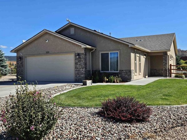 335 SE Cobblestone Court , Cedaredge, CO 81413