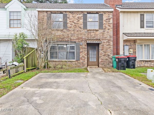 132 E Pamela Drive , Lafayette, LA 70506