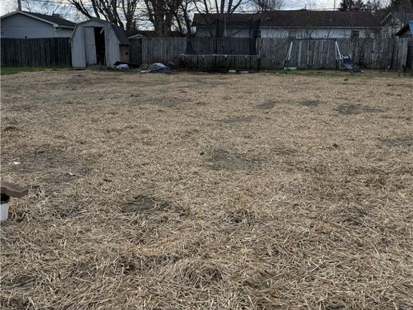 407 Beauseaux Avenue , Belpre, OH 45714