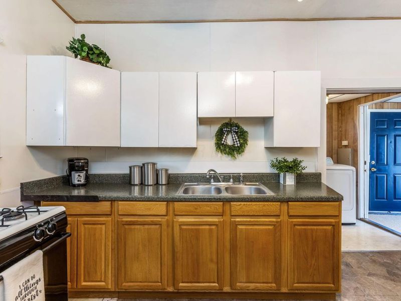 1476 Thomas Avenue, Columbus, OH 43223 Photo 11