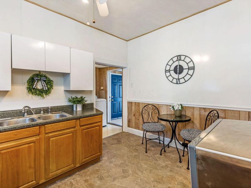 1476 Thomas Avenue, Columbus, OH 43223 Photo 9