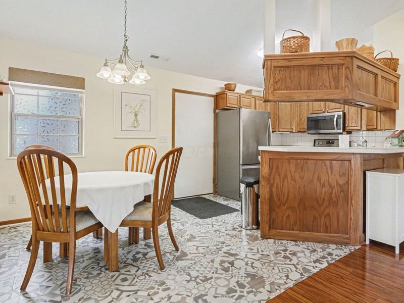 4110 Wiston Drive, Groveport, OH 43125 Photo 9