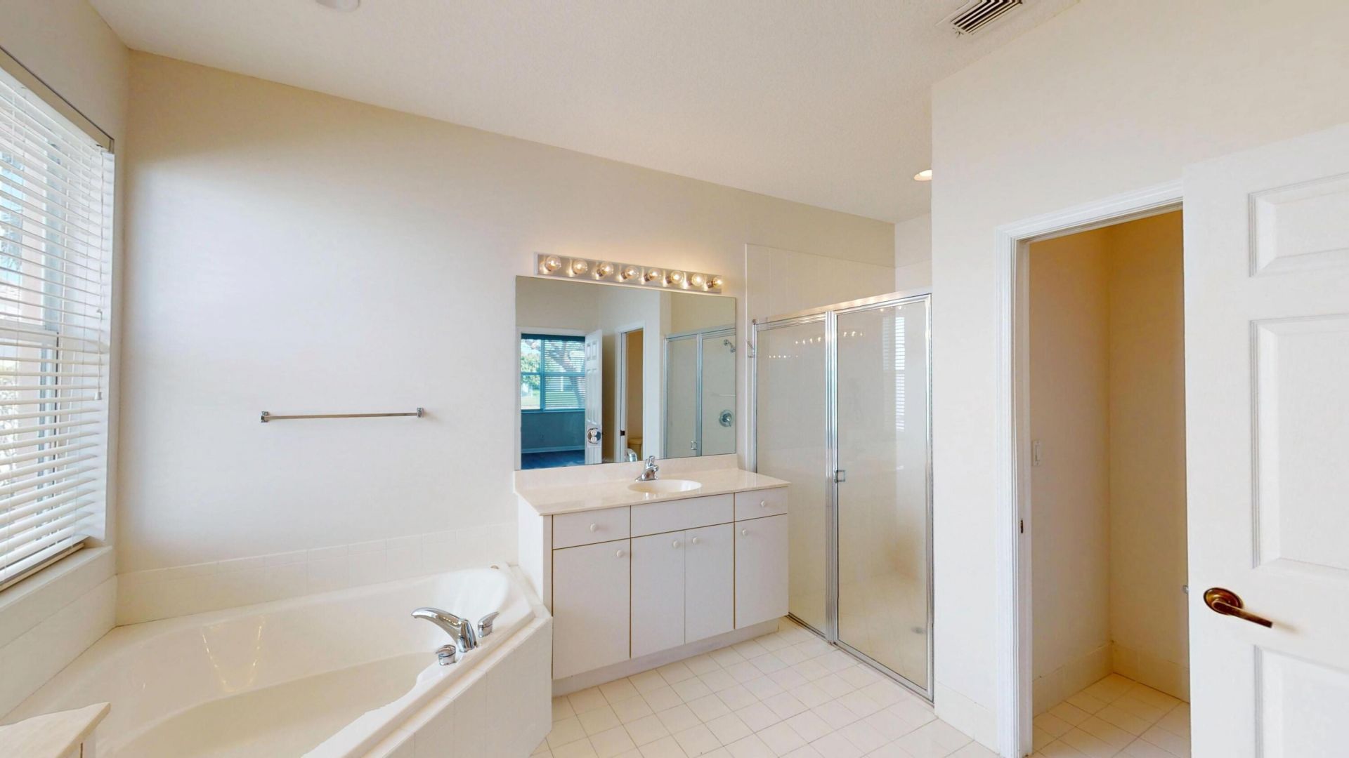 155 Bella Vista Way, Royal Palm Beach, FL 33411 Photo