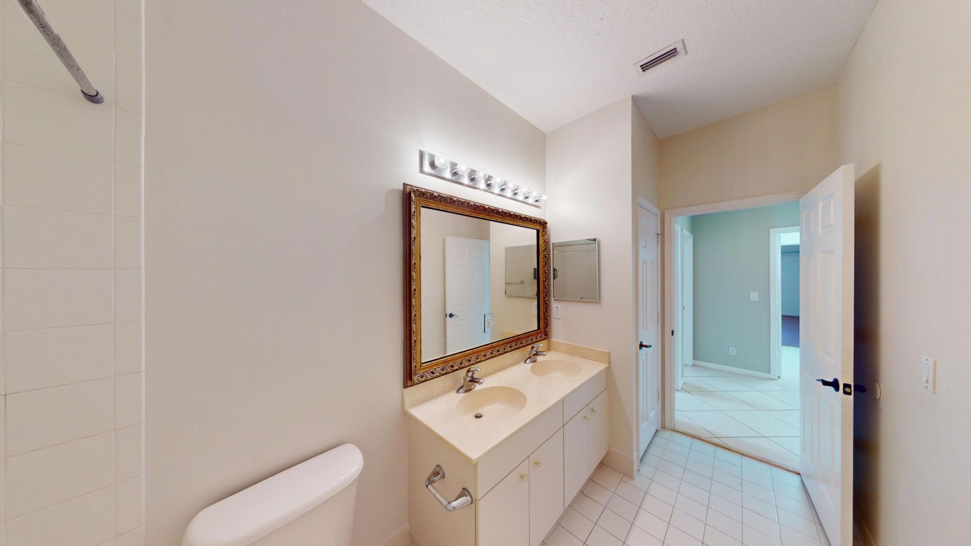 155 Bella Vista Way, Royal Palm Beach, FL 33411 Photo