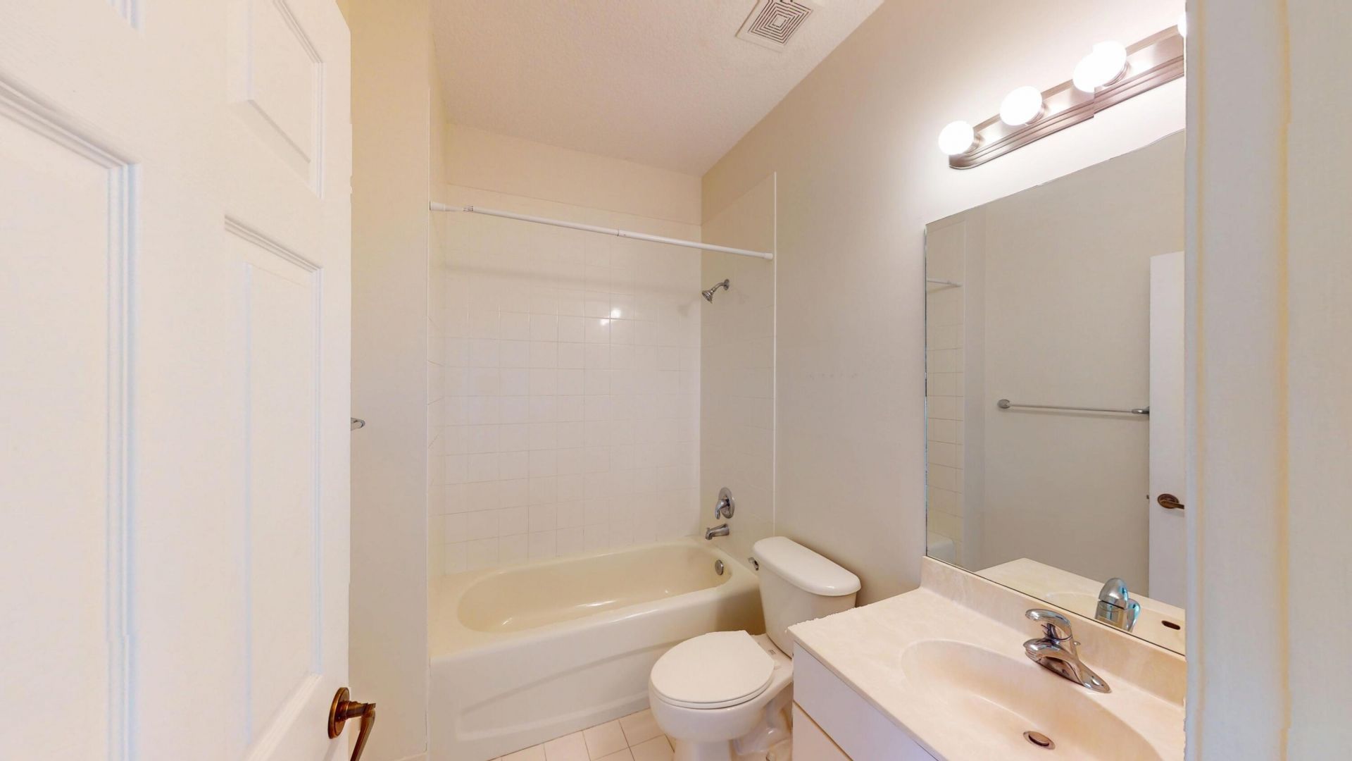 155 Bella Vista Way, Royal Palm Beach, FL 33411 Photo