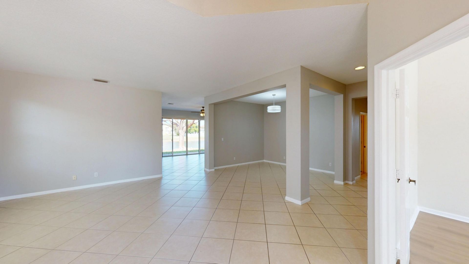 155 Bella Vista Way, Royal Palm Beach, FL 33411 Photo