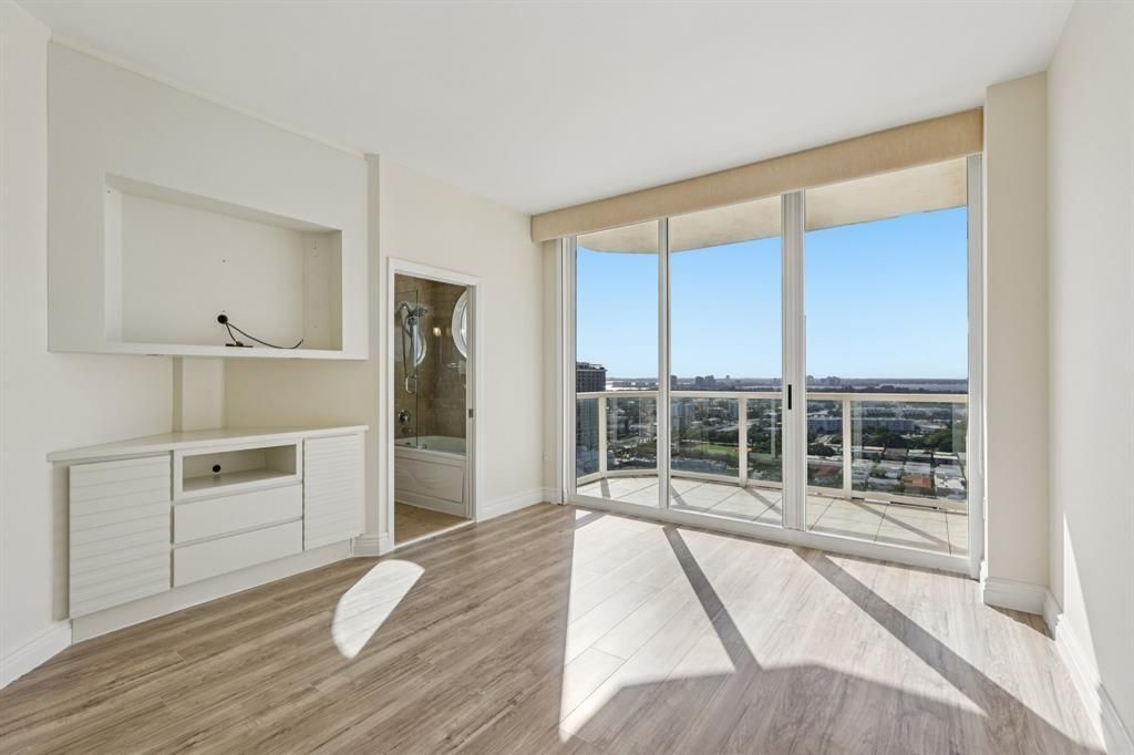 7330 Ocean Terrace, Unit Lph-c, Miami Beach, FL 33141 Photo