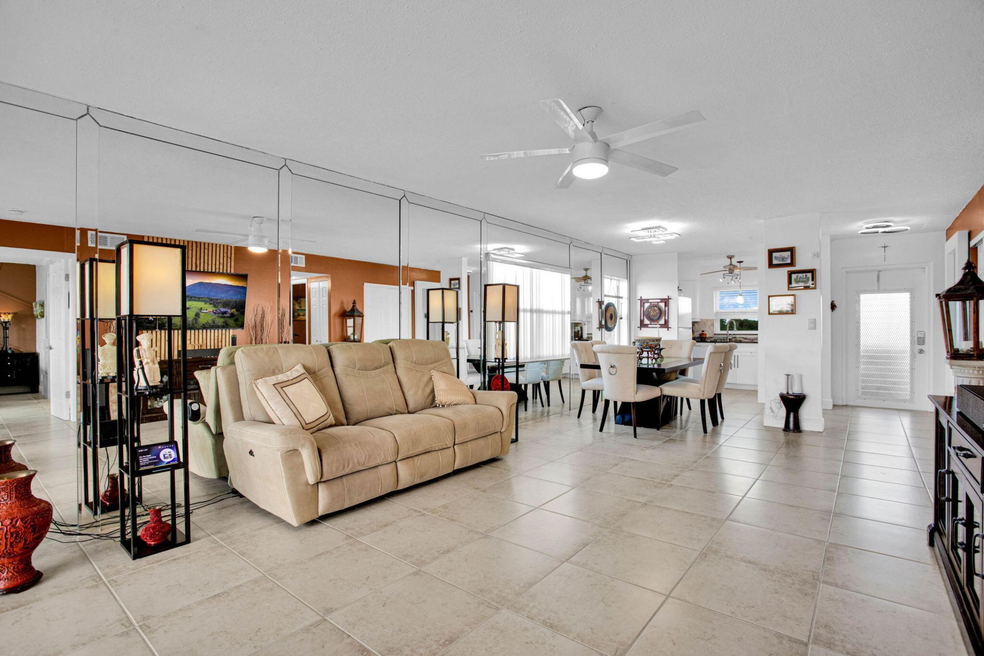 9201 Sunrise Lakes Boulevard, Unit 310, Sunrise, FL 33322 Photo