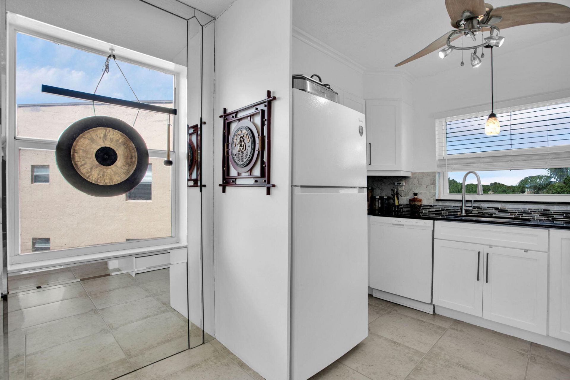 9201 Sunrise Lakes Boulevard, Unit 310, Sunrise, FL 33322 Photo