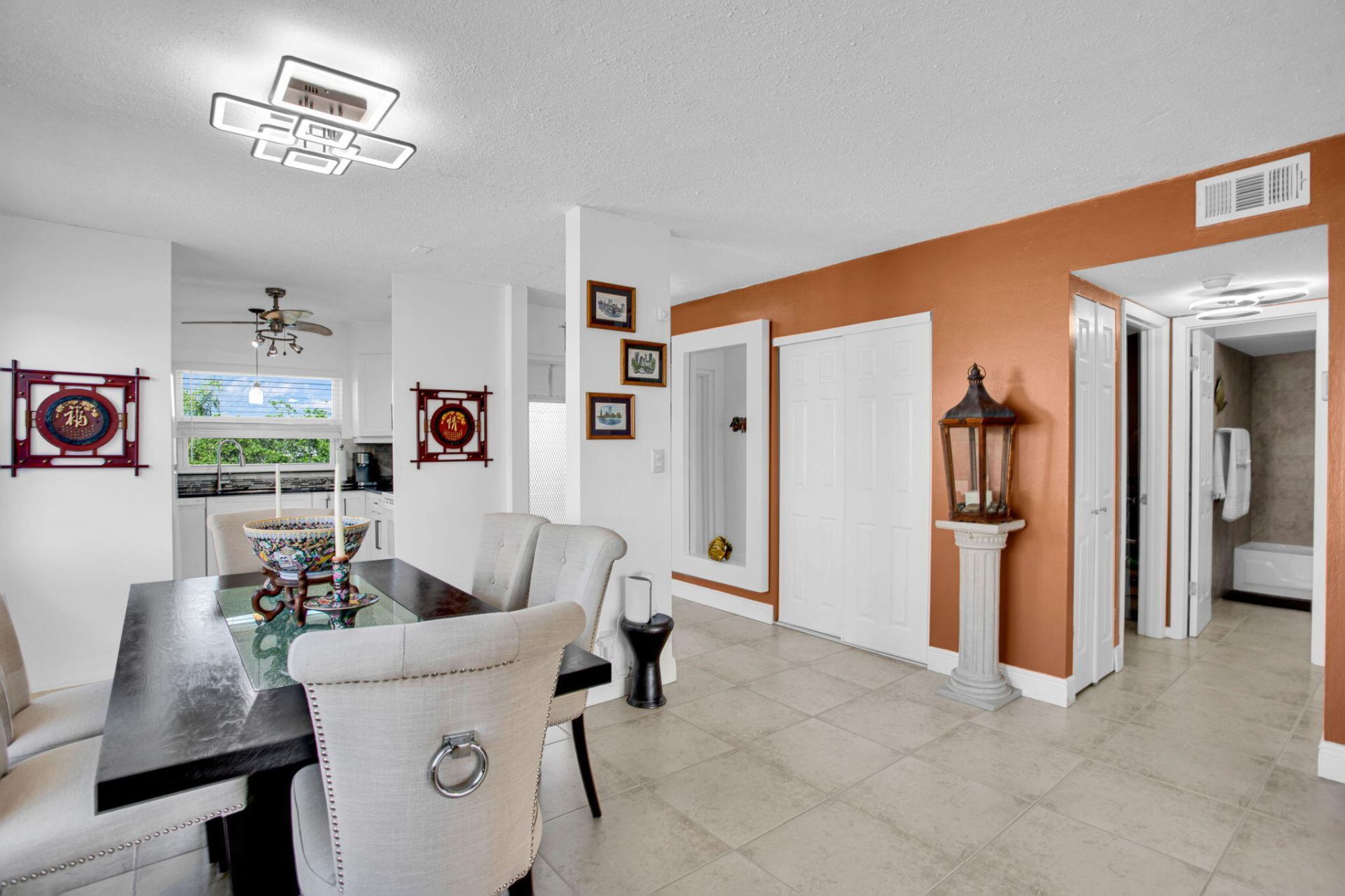 9201 Sunrise Lakes Boulevard, Unit 310, Sunrise, FL 33322 Photo