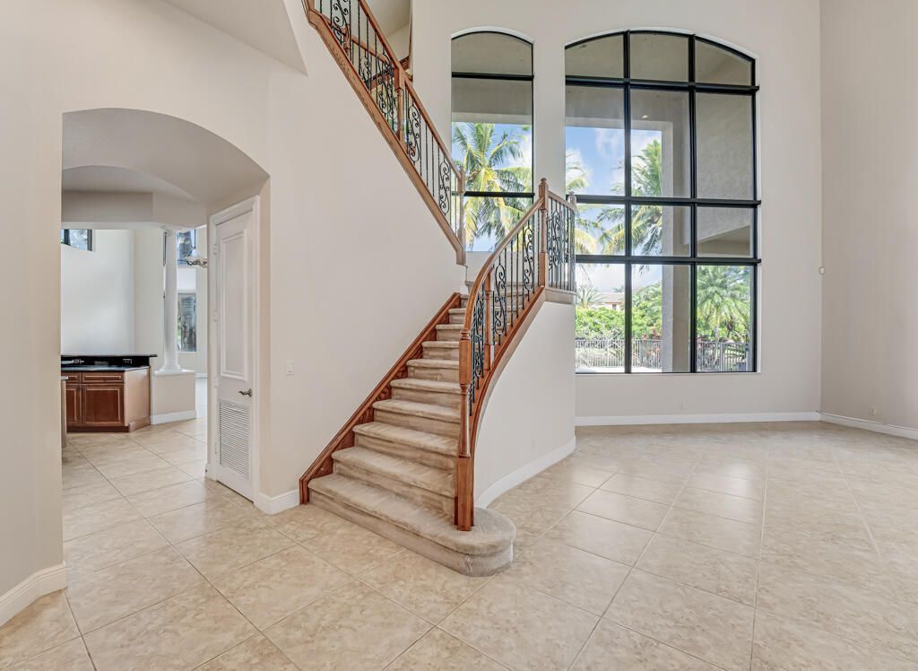 10513 Versailles Boulevard, Wellington, FL 33449 Photo