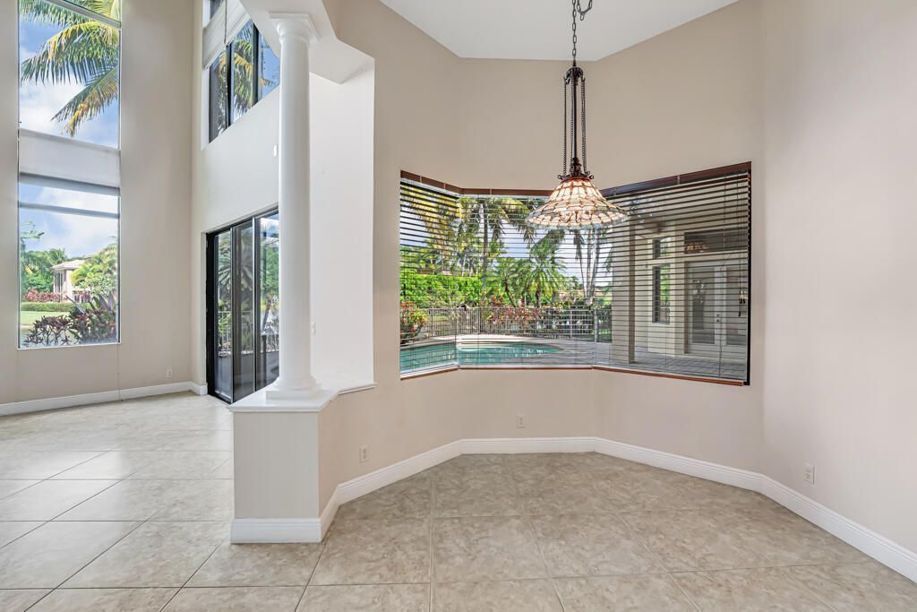 10513 Versailles Boulevard, Wellington, FL 33449 Photo