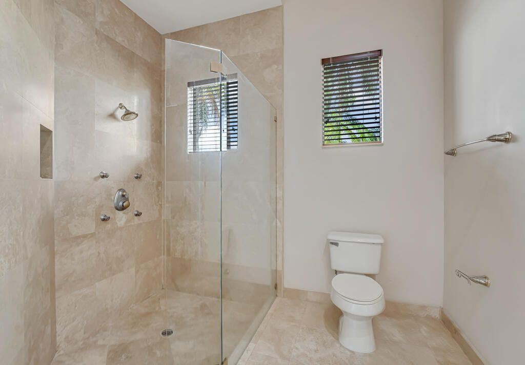 10513 Versailles Boulevard, Wellington, FL 33449 Photo