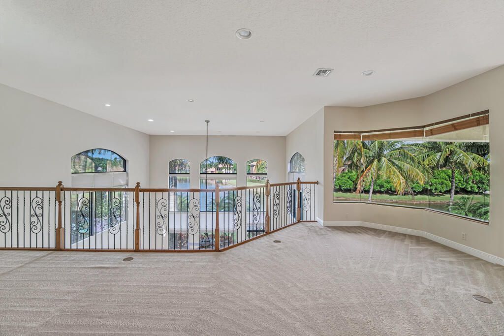 10513 Versailles Boulevard, Wellington, FL 33449 Photo