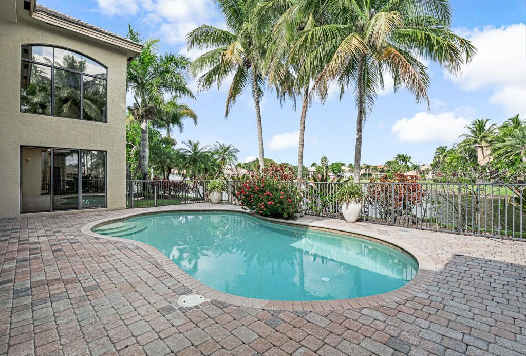 10513 Versailles Boulevard, Wellington, FL 33449 Photo