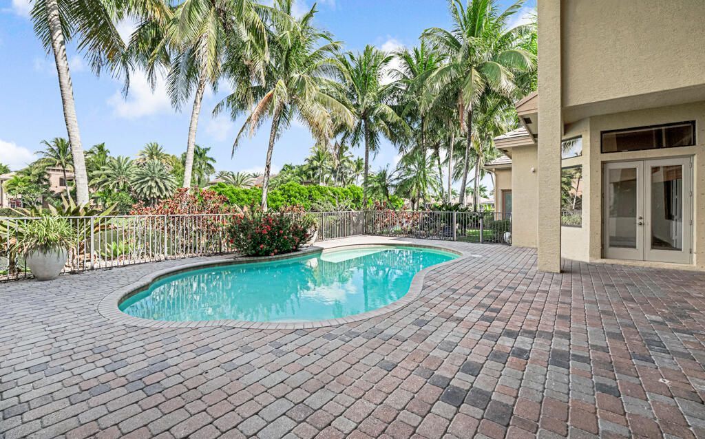 10513 Versailles Boulevard, Wellington, FL 33449 Photo