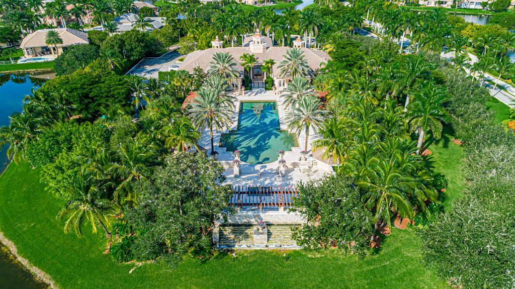 10513 Versailles Boulevard, Wellington, FL 33449 Photo