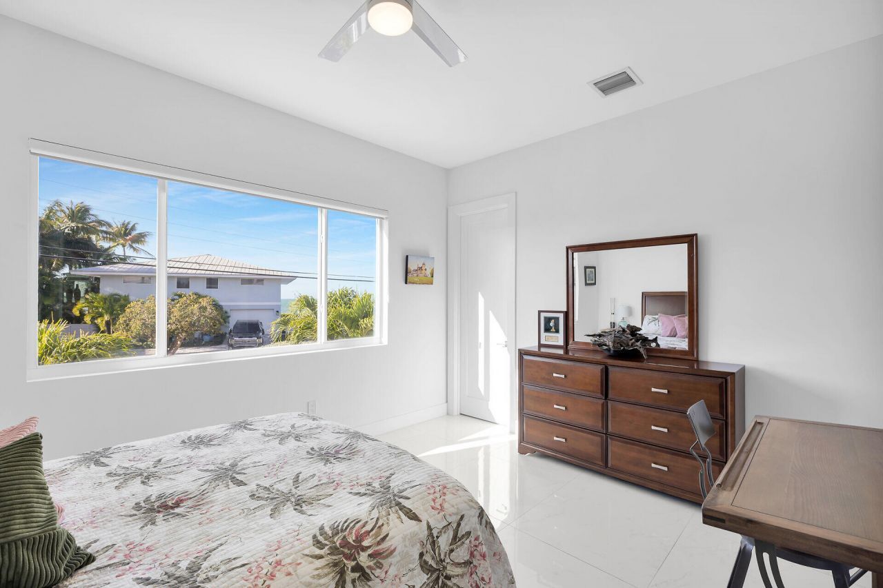 255 W Seaview Circle, Duck, FL 33050 Photo