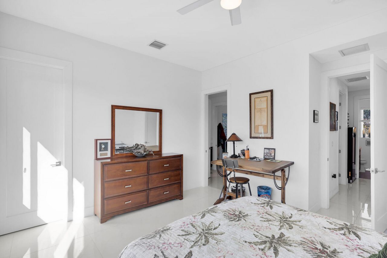 255 W Seaview Circle, Duck, FL 33050 Photo