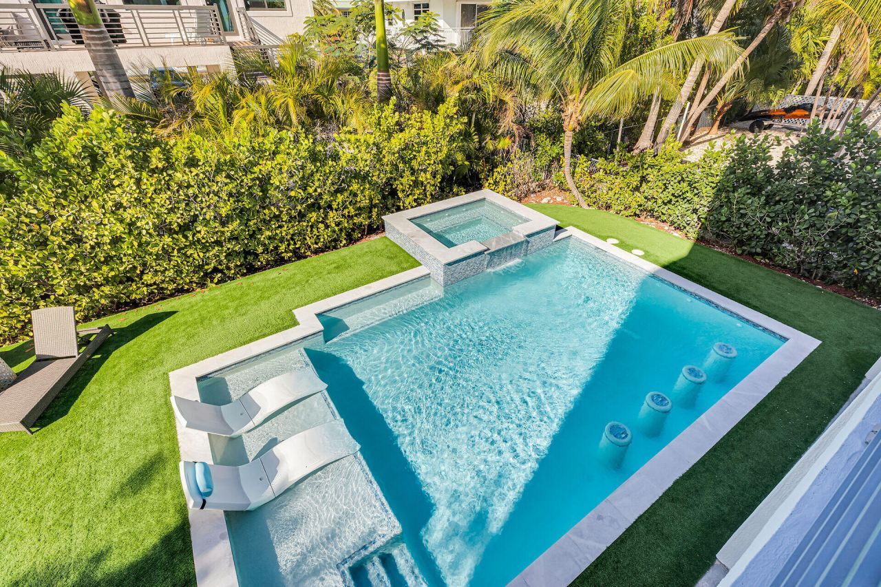 255 W Seaview Circle, Duck, FL 33050 Photo