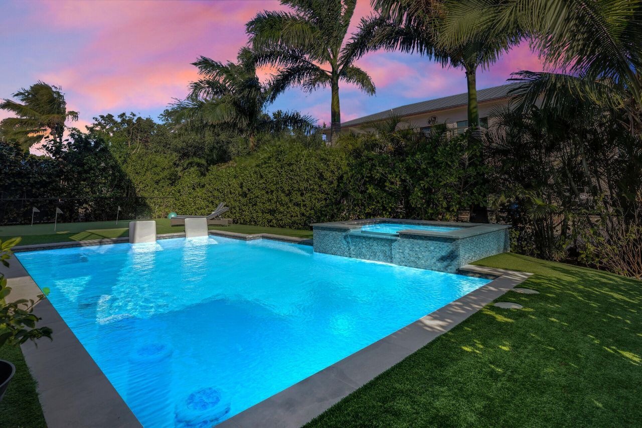 255 W Seaview Circle, Duck, FL 33050 Photo