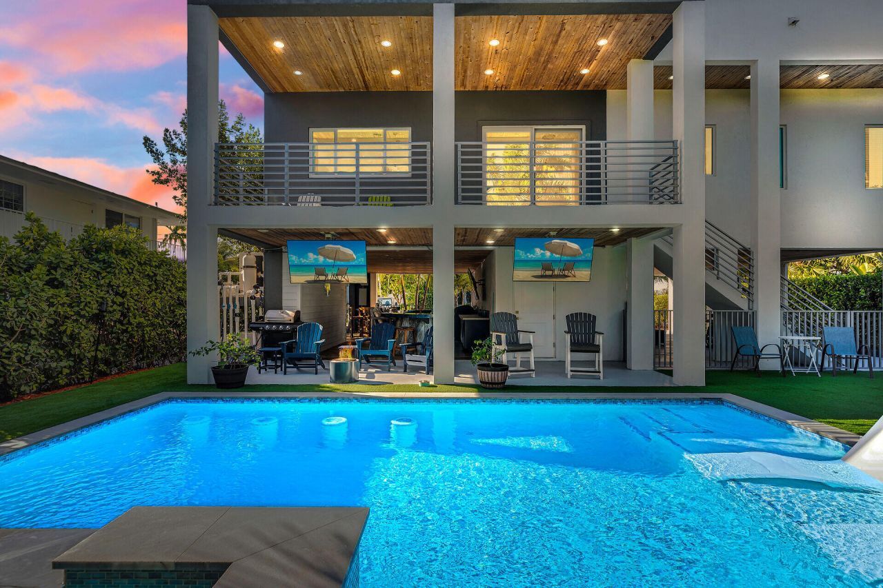 255 W Seaview Circle, Duck, FL 33050 Photo