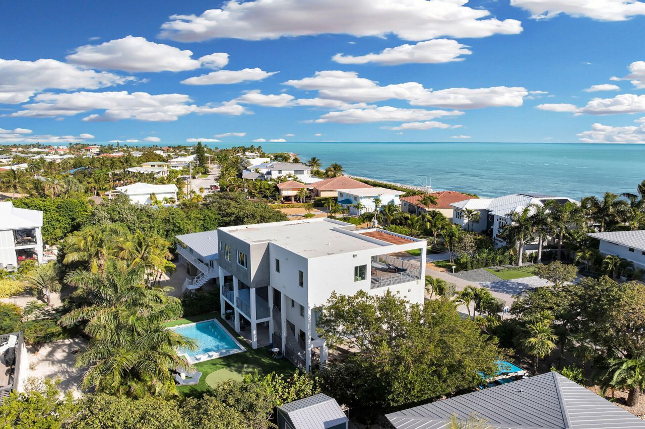 255 W Seaview Circle, Duck, FL 33050 Photo