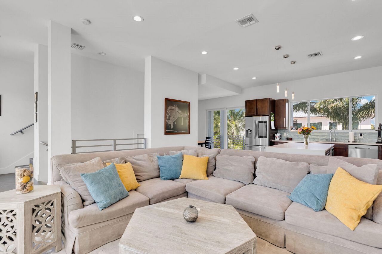 255 W Seaview Circle, Duck, FL 33050 Photo