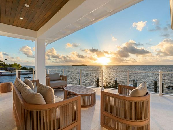 1002 Snapper Lane, KEY LARGO, FL 33037