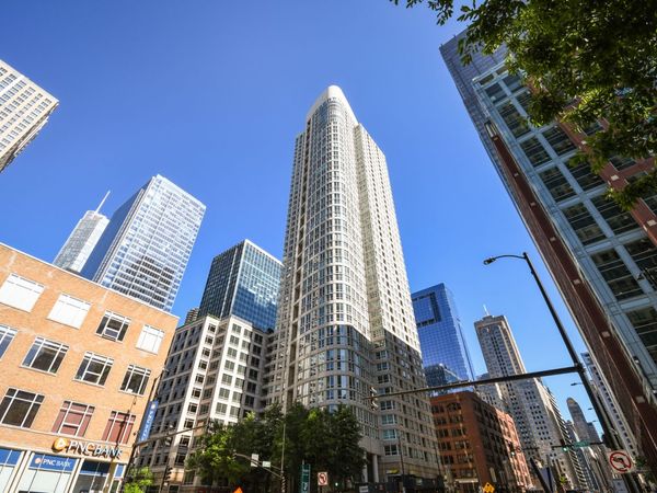 345 N La Salle Drive, Unit 3406, Chicago, IL 60654