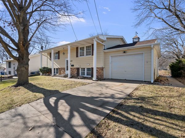 3232 W 13th Street, Davenport, IA 52804
